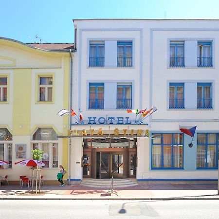 Hotel Zlata Stika Pardubice Eksteriør bilde